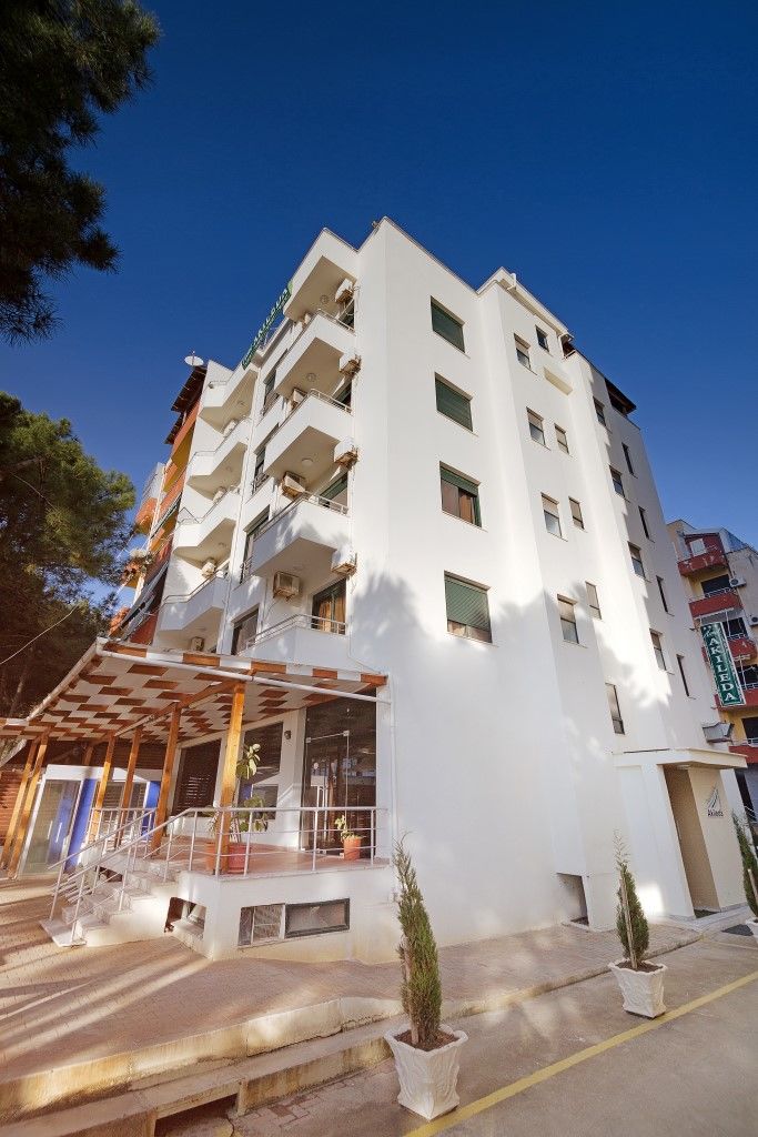 Akileda Hotel Kryemëdhej Exterior foto