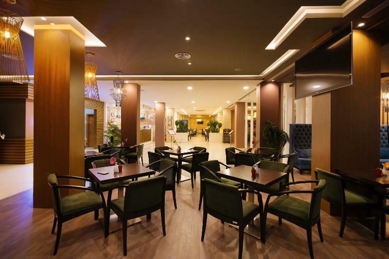 Akileda Hotel Kryemëdhej Exterior foto