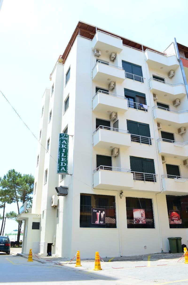 Akileda Hotel Kryemëdhej Exterior foto
